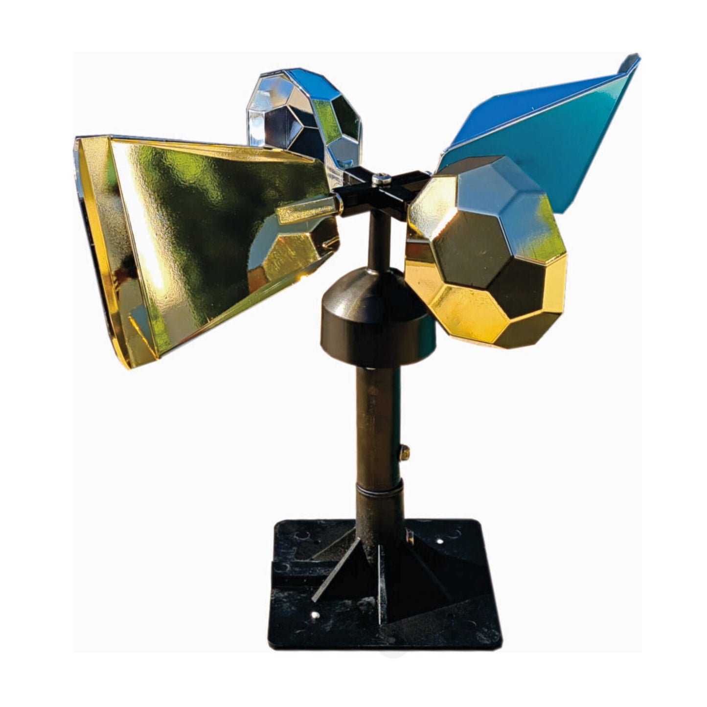 Reflective bird repellent roof