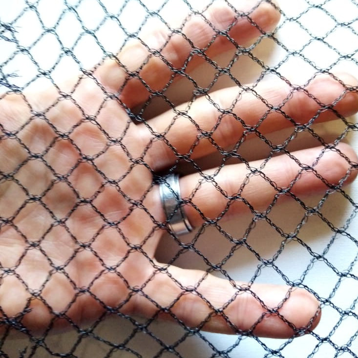 Bird netting hole size 